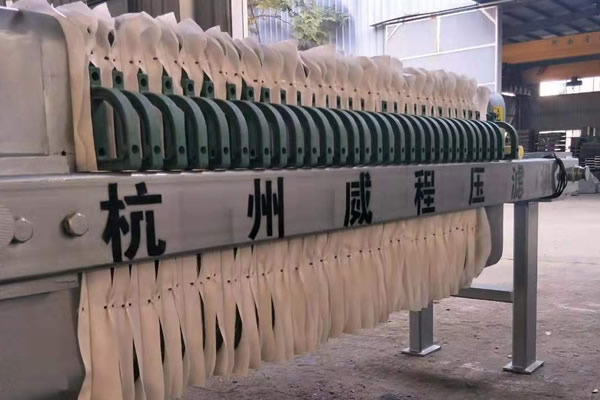 高效二次元扑克牌少女定制发货现场