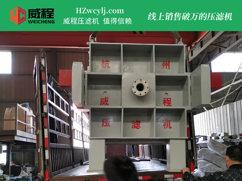 积液翻板两人打扑克剧烈运动动作软件